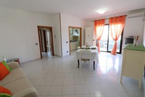 A kitchen or kitchenette at Giò Otranto holiday home for 6 people