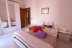 A bed or beds in a room at Giò Otranto holiday home for 6 people