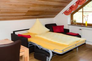 Llit o llits en una habitació de Jakobsbauernhof