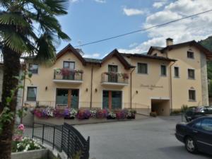 The building in which a panziókat is located