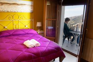 Posteľ alebo postele v izbe v ubytovaní Puerta Bubión Apartamentos