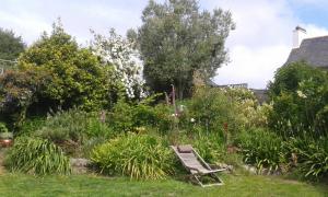 Κήπος έξω από το GIVERNY COTTAGE +9 φωτογραφίες