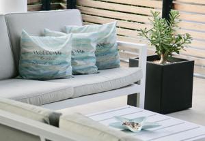 Area soggiorno di La Royal Penthouse Apartment Jan Thiel