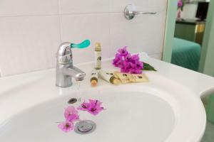 Koupelna v ubytování Hotel Sirena