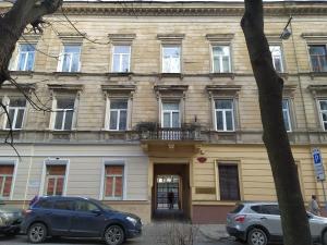 Budova, kde se aparthotel nachází