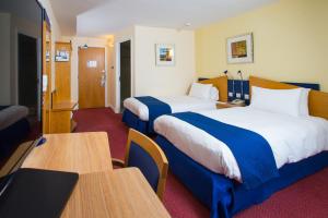 Postel nebo postele na pokoji v ubytování Holiday Inn Express Bradford City Centre by IHG
