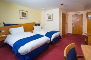 Postel nebo postele na pokoji v ubytování Holiday Inn Express Bradford City Centre by IHG