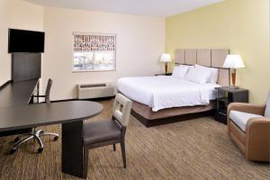 Imagem da galeria de Candlewood Suites Winchester, an IHG Hotel em Winchester