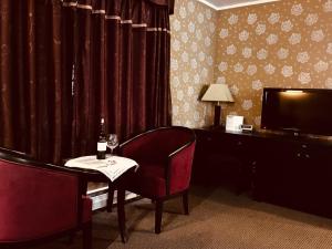 Gallery image of Alpine Inn & Suites in Revelstoke