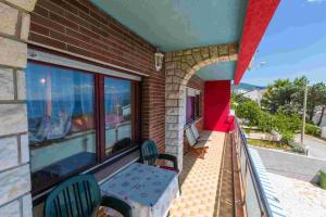 Fotografie z fotogalerie ubytování Apartment in Novi Vinodolski 15258 v destinaci Novi Vinodolski