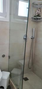 Maya Apartments的一间浴室