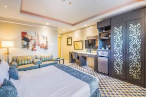 Letto o letti in una camera di Al Muhaidb Residence Al Khobar