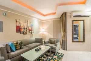 Area soggiorno di Al Muhaidb Residence Al Khobar