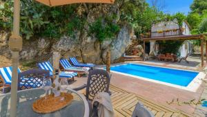 Fotografie z fotogalerie ubytování El Tajil v destinaci Algarinejo + 57 fotografií