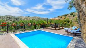 Fotografie z fotogalerie ubytování El Tajil v destinaci Algarinejo