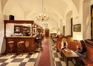 Istumisnurk majutusasutuses Hotel Ruze