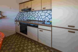 Fotografie z fotogalerie ubytování Apartment in Novi Vinodolski 15258 v destinaci Novi Vinodolski