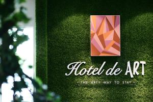 Certifikát, hodnocení, plakát nebo jiný dokument vystavený v ubytování Hotel de Art USJ 21