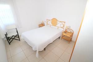 Posteľ alebo postele v izbe v ubytovaní Port Estrella 24 + 23 fotografií