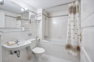 Phòng tắm tại Hotel Sirius