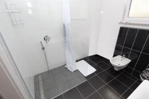 Kúpeľňa v ubytovaní Apartment Karlo 1 + 14 fotografií