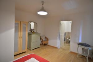 Photo de la galerie de l'établissement Les Tiers, à Roquebrun