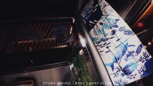 Kép 氮醉潛水酒吧旅宿JoScubar Diving Hostel szállásáról Hsziaoliucsiuban a galériában