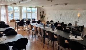 HH&S Gåxsjö餐厅或其他用餐的地方