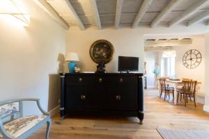 Gallery image of Oltrarno Real Mood Florentine Apartment in Florence