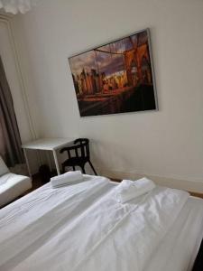 Voodi või voodid majutusasutuse ZüriZimmer toas