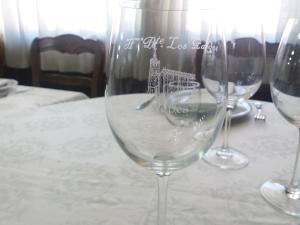 Nápoje v ubytovaní Hostal Los Galgos