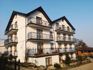 Το κτήριο όπου στεγάζεται  το δωμάτιο σε οικογενειακή κατοικία