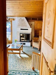 Gallery image of Hotel Scuol in Scuol