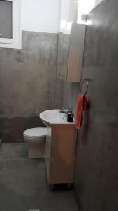 Kúpeľňa v ubytovaní Filopappou Hill Apartment