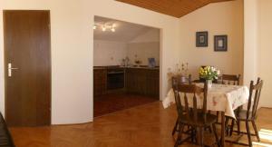 Gallery image of Apartments Peka in Marusici 