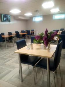 A restaurant or other place to eat at Business-hotel Voskresensk