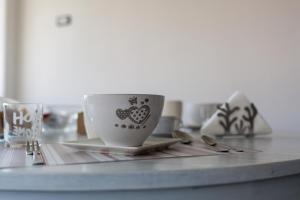 Все необхідне для приготування чаю та кави в C'era una volta room