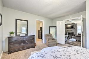 Gallery image of Walkable and Updated Nevada Home Family Friendly! in Nevada