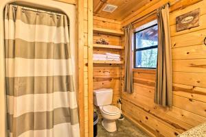 Ένα μπάνιο στο Southern Hills Cabin Near Beavers Bend State Park! +29 φωτογραφίες