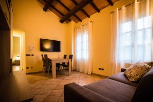 Fotografie z fotogalerie ubytování Villa-Alta v destinaci Imola + 12 fotografií