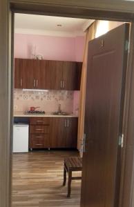 Cucina o angolo cottura di Hotel TWINS ANNA