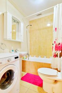 Koupelna v ubytování Almudena playa del Cura en Torrevieja