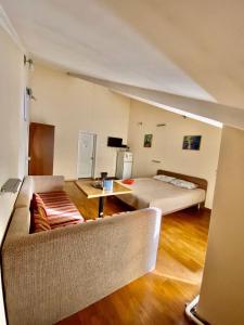 Postel nebo postele na pokoji v ubytování Esentai Hostel