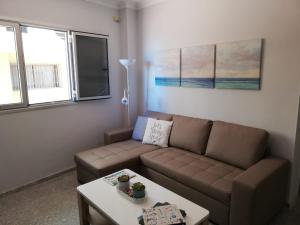 Posedenie v ubytovaní Trip Canteras, new Beach Apartment