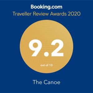 Certifikát, hodnocení, plakát nebo jiný dokument vystavený v ubytování The Canoe