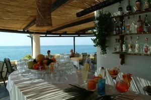 Nápoje v ubytování Hotel Punta Rossa