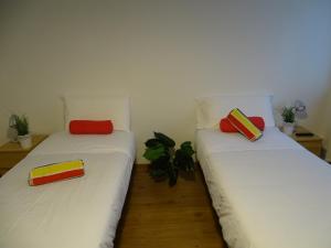 Galeriebild der Unterkunft Bnbook-Ughelli in Rho + 8 Fotos