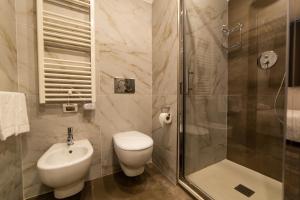 A bathroom at Medici Soderini