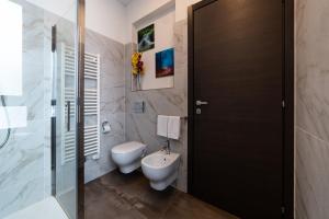 A bathroom at Medici Soderini