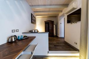A television and/or entertainment centre at Medici Soderini